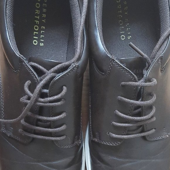Men's size 12 Perry Ellis Portfolio brown shoes. - Picture 2 of 5